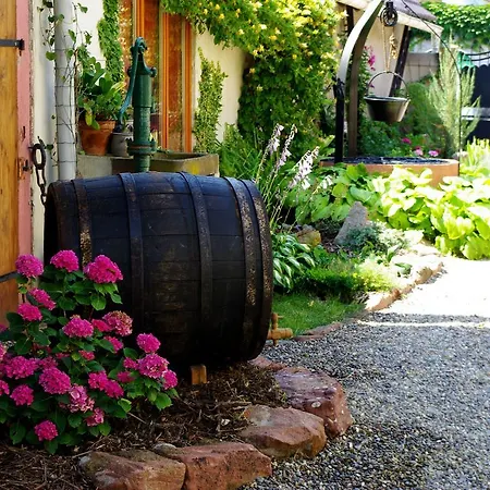 Holiday home Les 3 Ceps *